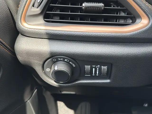 2027 Chrysler Pacifica Pinnacle