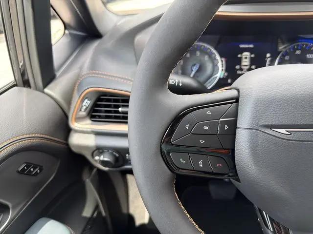 2027 Chrysler Pacifica Pinnacle
