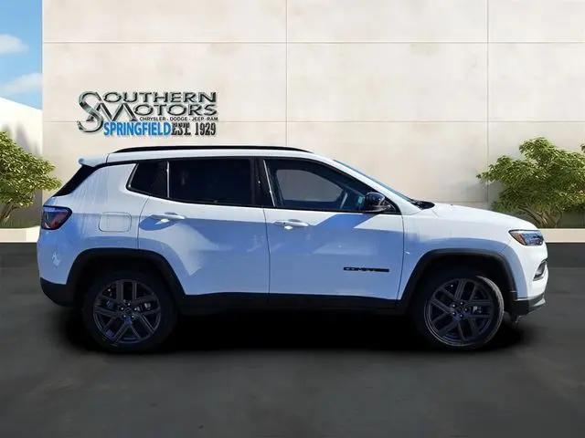 2026 Jeep Compass Latitude Altitude