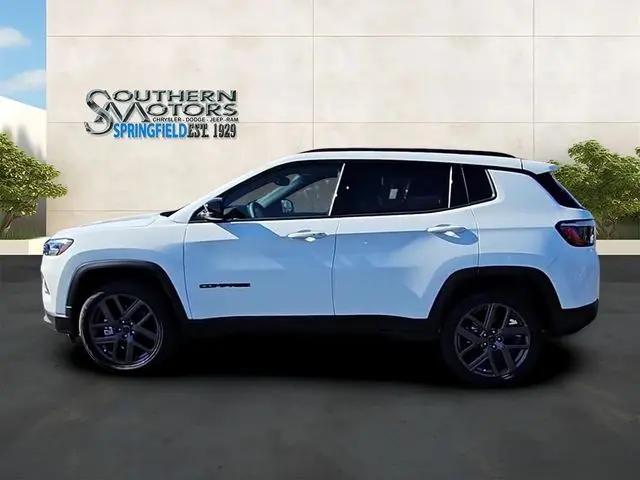 2026 Jeep Compass Latitude Altitude