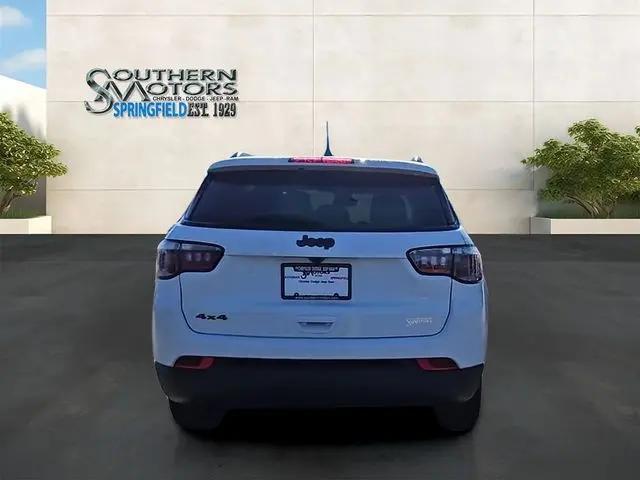 2026 Jeep Compass Latitude Altitude