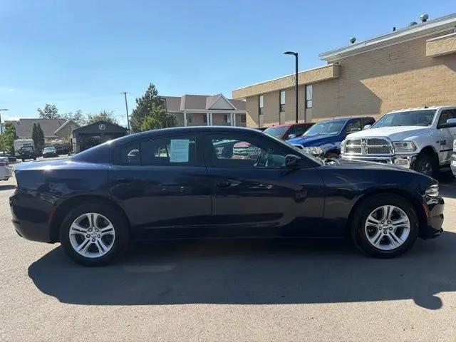 2017 Dodge Charger SE RWD