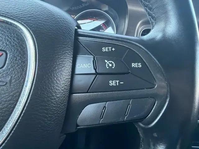 2017 Dodge Charger SE RWD