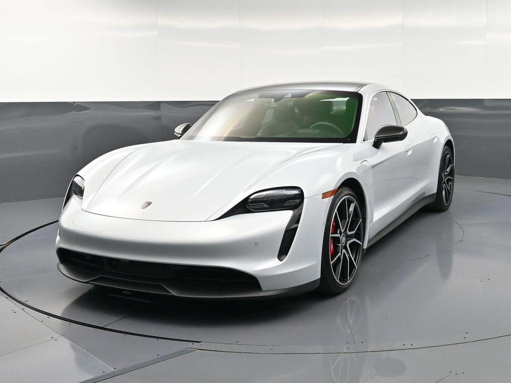 /2024 Porsche Taycan