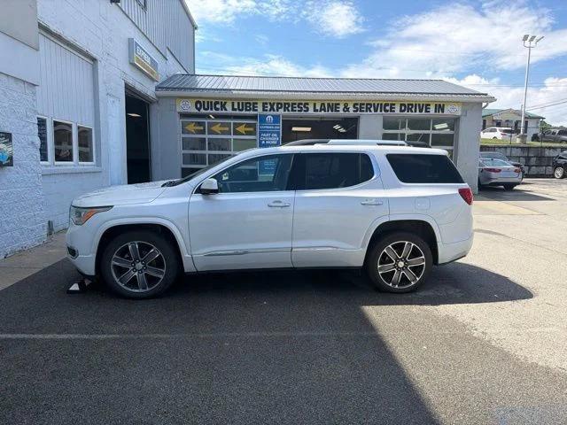 2017 GMC Acadia Denali 2017 GMC Acadia Denali