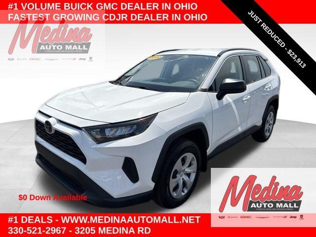 2020 Toyota RAV4 LE for sale in Medina, OH