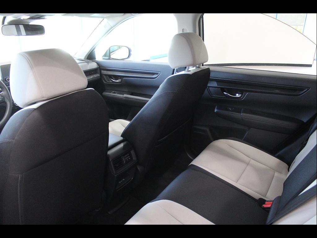 2025 Honda CR-V EX - Photo 16