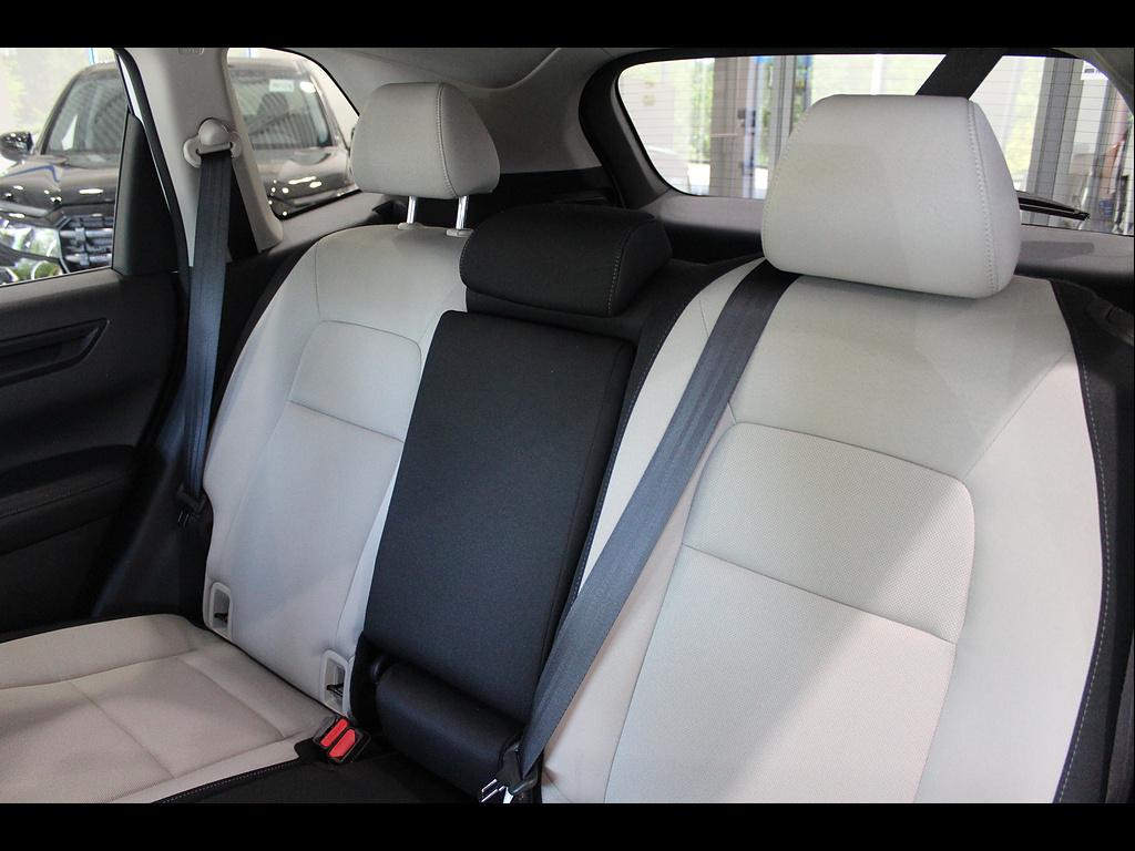 2025 Honda CR-V EX - Photo 17