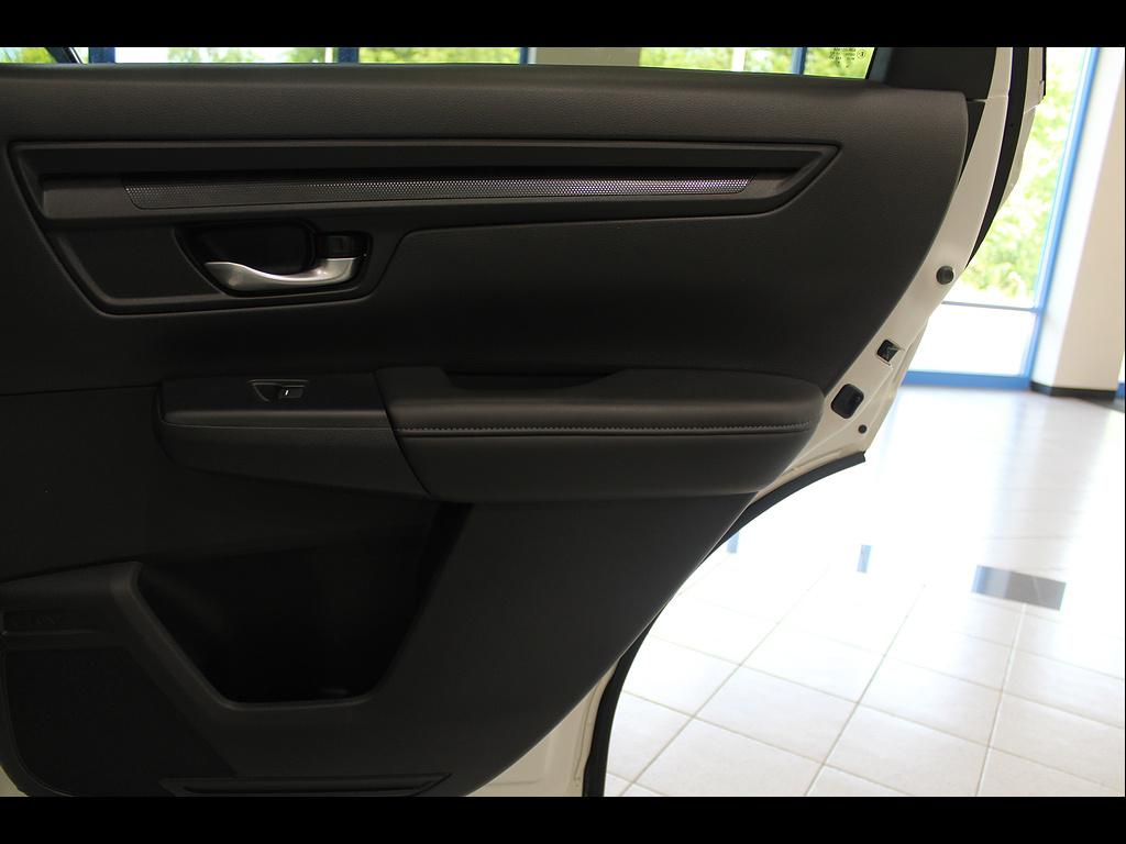 2025 Honda CR-V EX - Photo 22