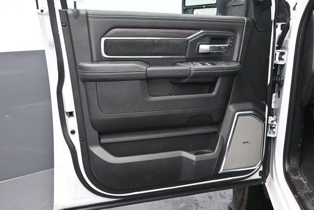 2026 Ram 3500 Laramie Crew Cab 4x4 8 Box