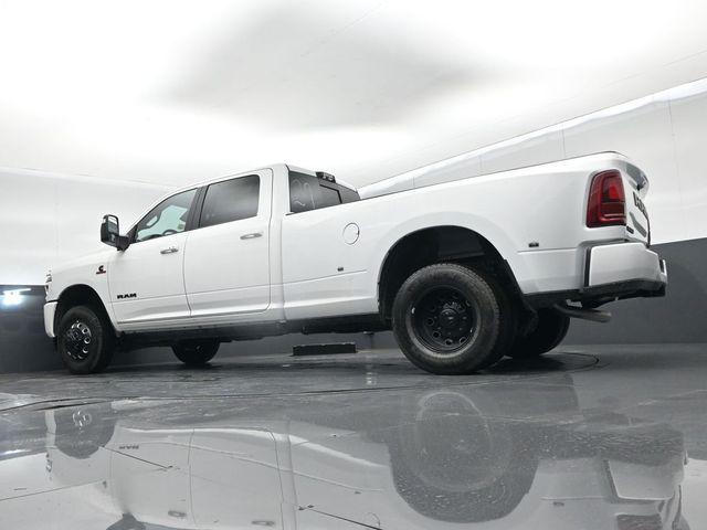 2026 Ram 3500 Laramie Crew Cab 4x4 8 Box