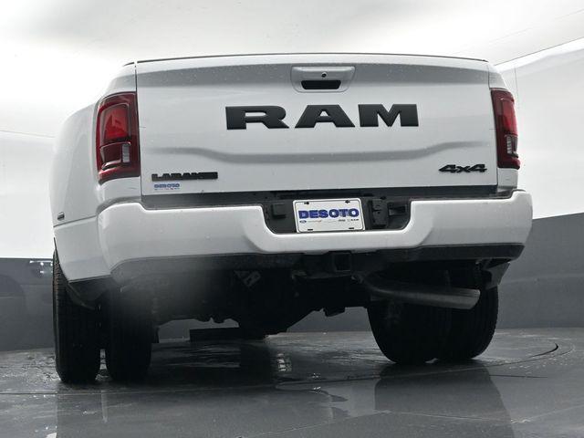2026 Ram 3500 Laramie Crew Cab 4x4 8 Box