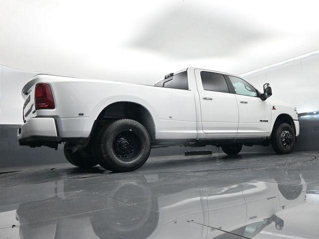 2026 Ram 3500 Laramie Crew Cab 4x4 8 Box