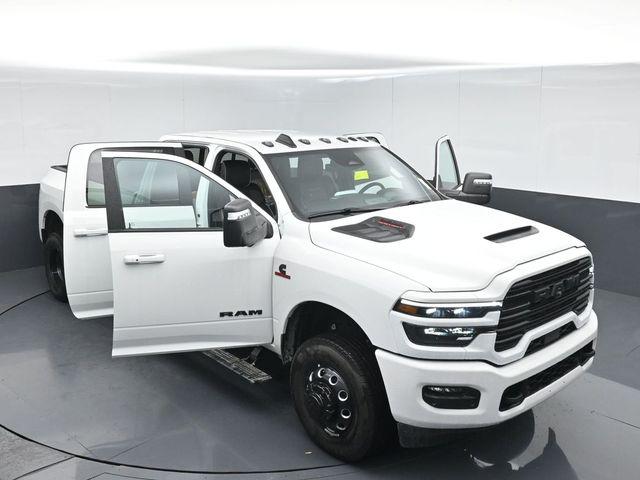 2026 Ram 3500 Laramie Crew Cab 4x4 8 Box