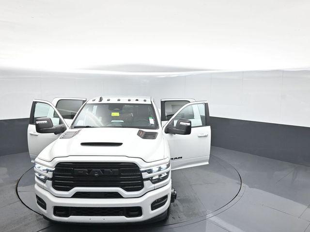 2026 Ram 3500 Laramie Crew Cab 4x4 8 Box