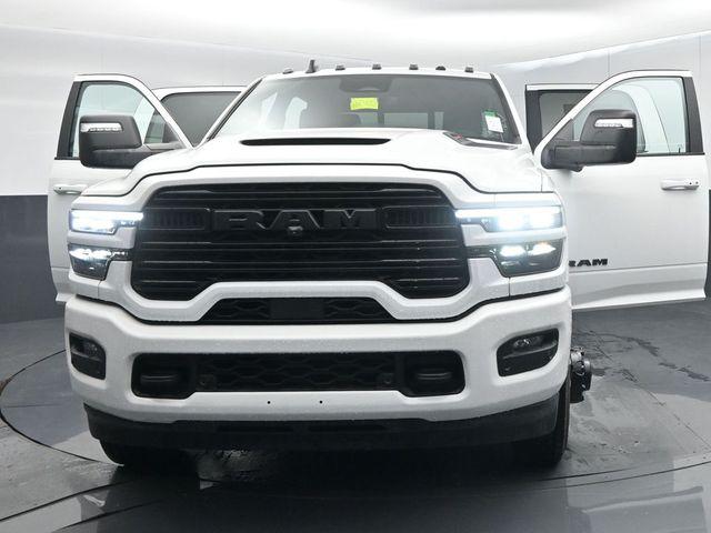 2026 Ram 3500 Laramie Crew Cab 4x4 8 Box