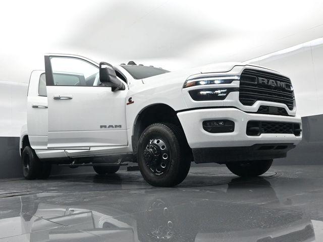 2026 Ram 3500 Laramie Crew Cab 4x4 8 Box