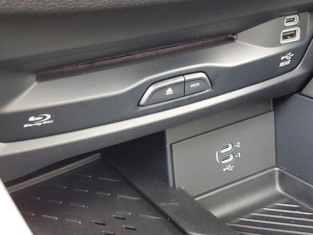2027 Chrysler Pacifica Pinnacle