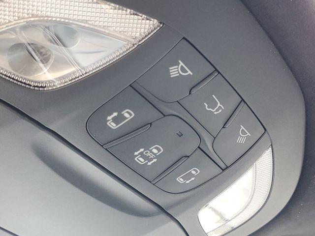 2027 Chrysler Pacifica Pinnacle
