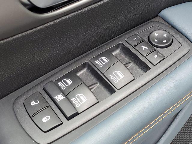 2027 Chrysler Pacifica Pinnacle