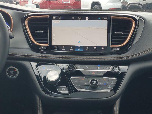 2027 Chrysler Pacifica Pinnacle