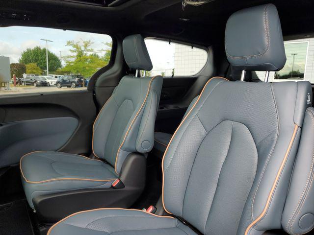 2027 Chrysler Pacifica Pinnacle