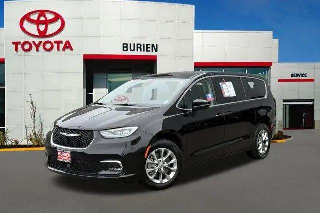 2024 Chrysler Pacifica Touring L AWD for sale in Burien, WA