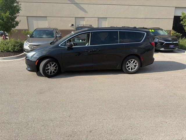 2020 Chrysler Voyager LXI for sale in LIBERTYVILLE, IL