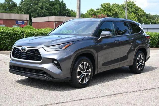 2021 Toyota Highlander XLE for sale in Memphis, TN