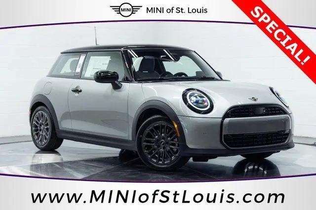 2026 MINI Hardtop Signature Plus for sale in St. Louis, MO