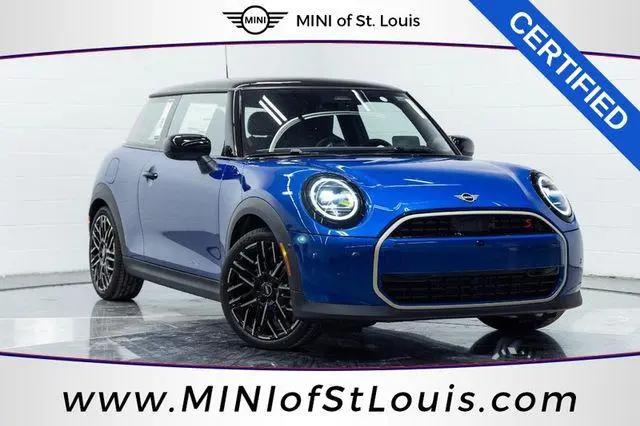 2026 MINI Hardtop Iconic for sale in St. Louis, MO