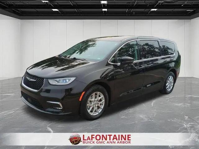 2024 Chrysler Pacifica Touring L for sale in Ann Arbor, MI