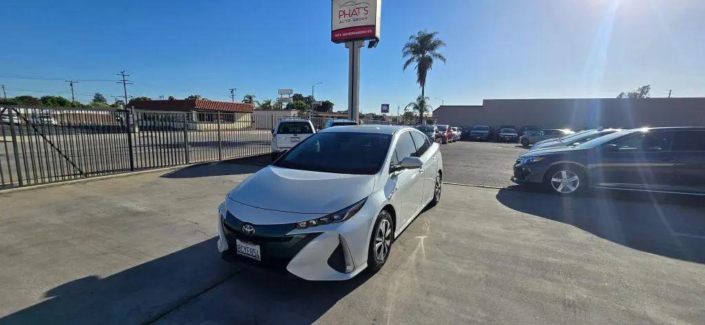 2017 Toyota Prius Prime Premium for sale in Covina, CA