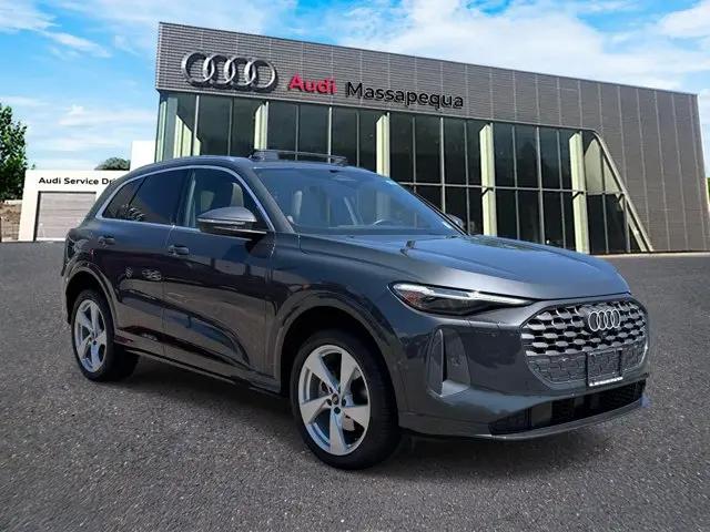 2025 Audi Q5 Premium Plus TFSI quattro S tronic for sale in Amityville, NY