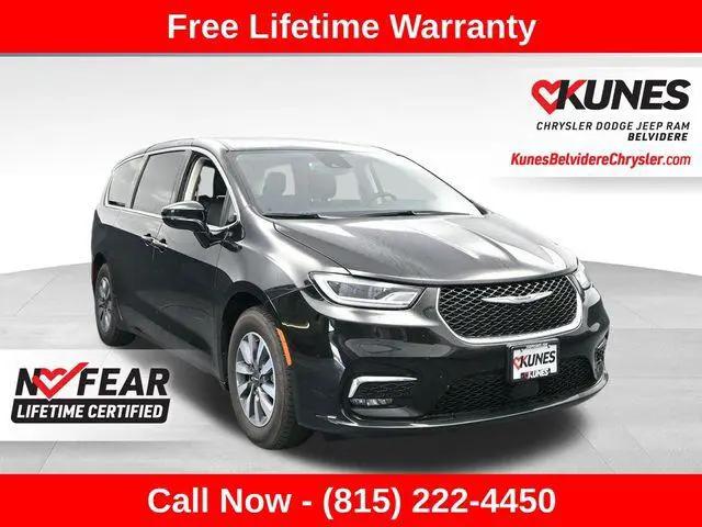 2024 Chrysler Pacifica Hybrid Select for sale in Belvidere, IL