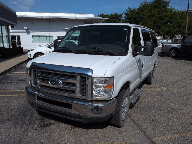 2013 Ford E-350SD XL
