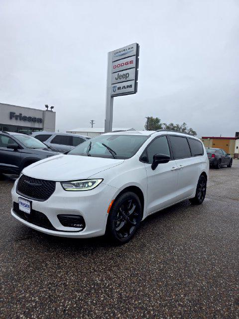 2026 Chrysler Pacifica Select for sale in Clay Center, KS
