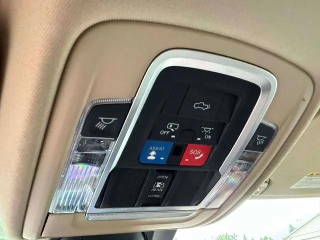 2021 Ram 1500 Laramie Crew Cab 4x4 57 Box