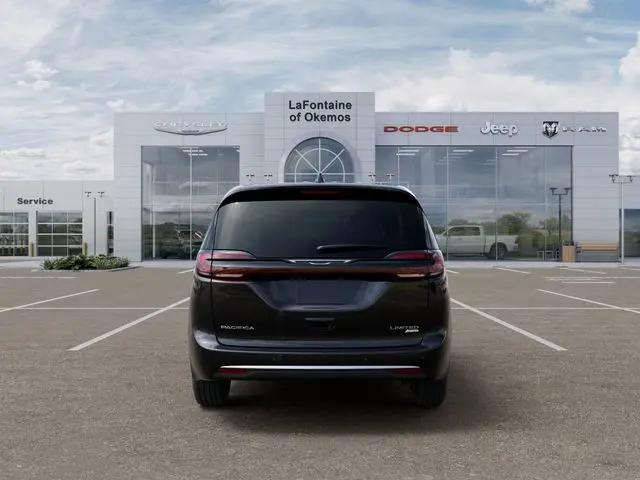 2027 Chrysler Pacifica Limited AWD