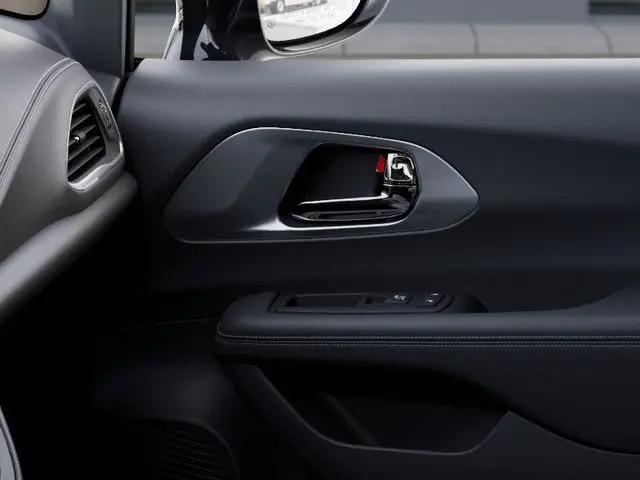 2027 Chrysler Pacifica Limited AWD