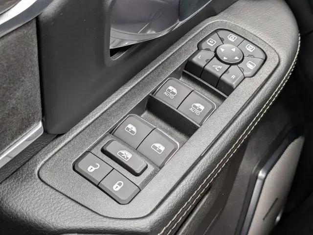 2026 Ram 2500 Laramie Crew Cab 4x4 64 Box