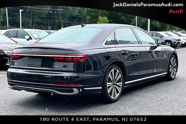 2022 Audi A8 L 55 TFSI quattro Tiptronic