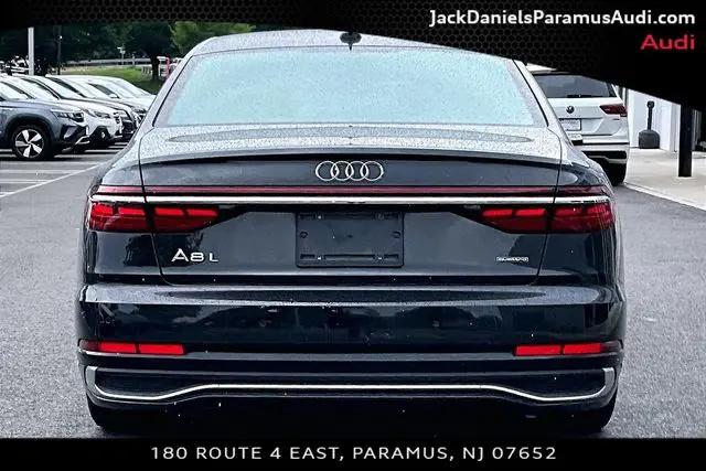 2022 Audi A8 L 55 TFSI quattro Tiptronic