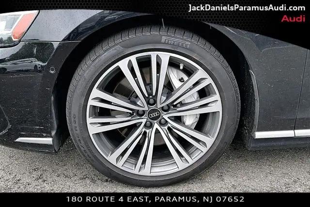 2022 Audi A8 L 55 TFSI quattro Tiptronic