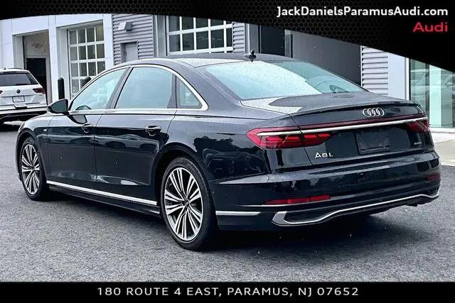 2022 Audi A8 L 55 TFSI quattro Tiptronic