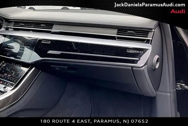 2022 Audi A8 L 55 TFSI quattro Tiptronic