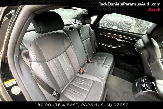 2022 Audi A8 L 55 TFSI quattro Tiptronic