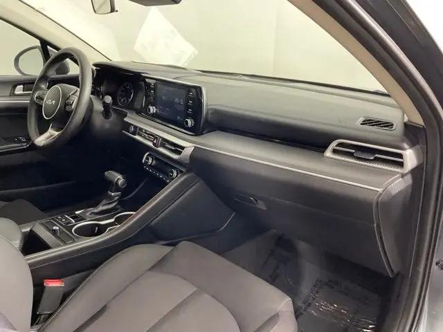 2023 Kia K5 LXS