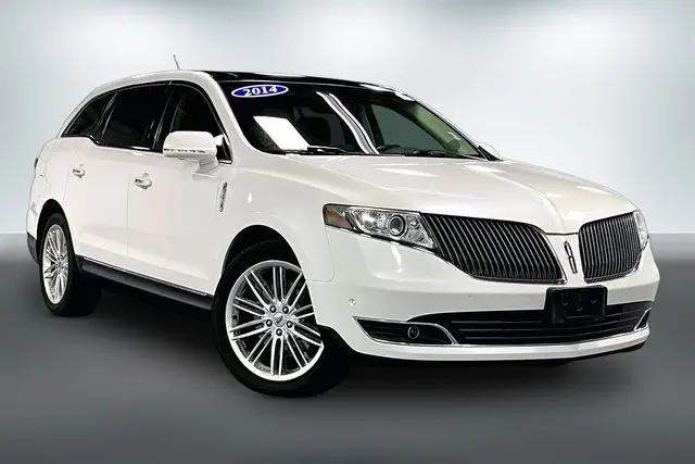 2014 Lincoln MKT EcoBoost for sale in Auburn, IN