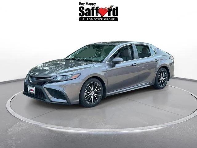 2022 Toyota Camry SE Hybrid 2022 Toyota Camry SE Hybrid